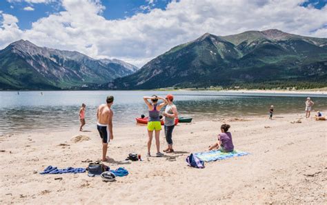 Can You Swim in Twin Lakes Colorado? Exploring the Depths of Possibility and Beyond