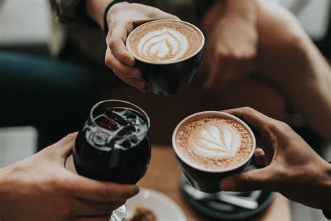 友引 大吉 時間：宇宙のカフェでコーヒーを飲む