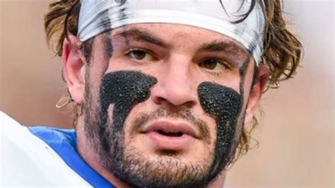 Why Do Football Players Put Black on Their Face: A Dive into Tradition, Functionality, and Mystique