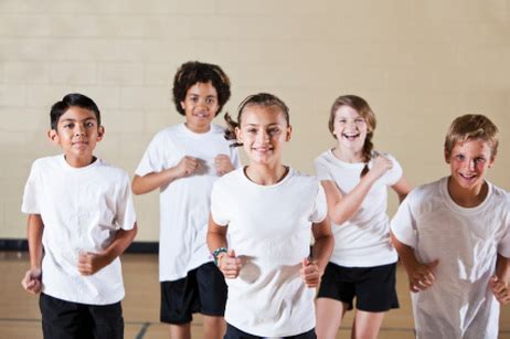 Why is Physical Education Mandatory in Schools: A Dive into the Chaos of Structured Play